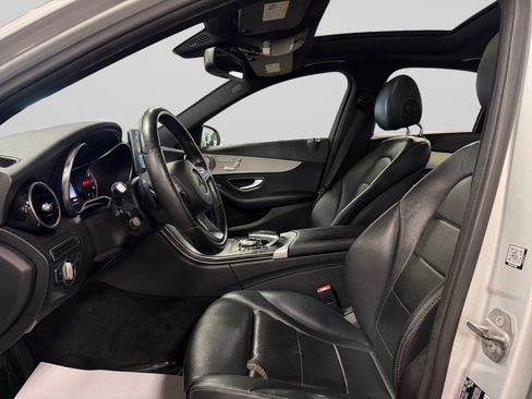 Used 2018 Mercedes-Benz C 300 4MATIC Sedan w/ Multimedia Package image 15