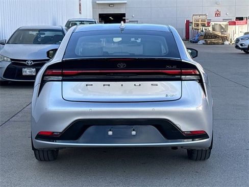 Used 2024 Toyota Prius Limited image 5