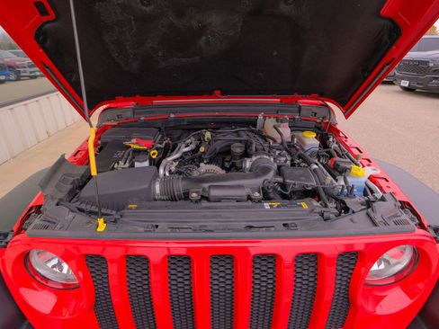 Used 2022 Jeep Wrangler Unlimited Sport image 41