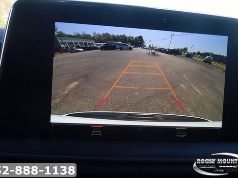 Used 2024 GMC Yukon AT4 AWD/4WD image 30
