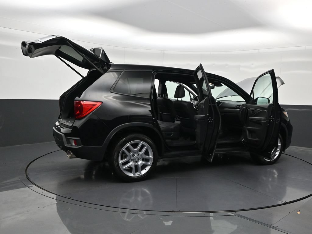 Used 2025 Honda Passport EX-L image 33
