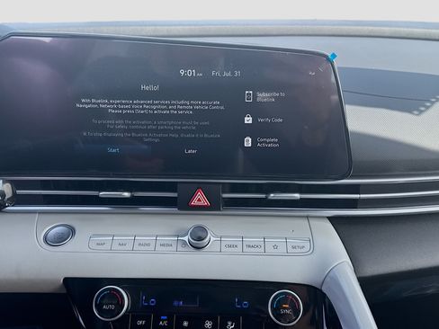 New 2026 Hyundai Elantra Limited FWD image 10