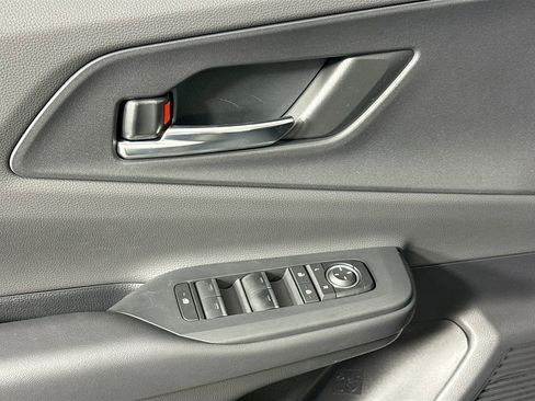 New 2026 Toyota Prius Plug-In Hybrid image 21