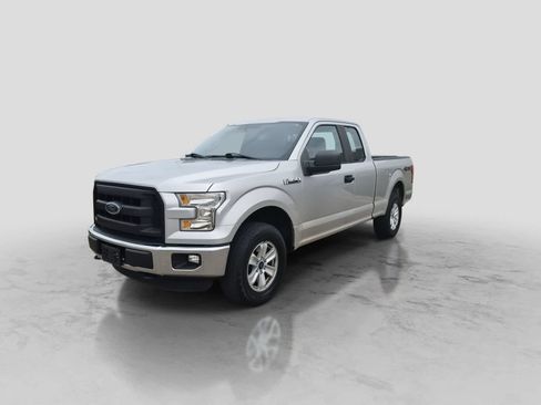Used 2016 Ford F150 XL w/ Equipment Group 101A Mid AWD/4WD image 4