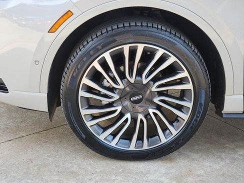 Used 2022 Lincoln Corsair Reserve w/ Equipment Group 201A image 17