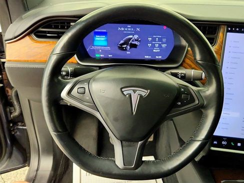 Used 2020 Tesla Model X Long Range AWD/4WD image 13