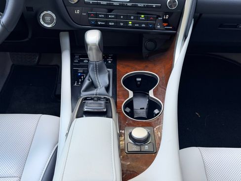 Used 2019 Lexus RX 350 AWD w/ Navigation Package image 22
