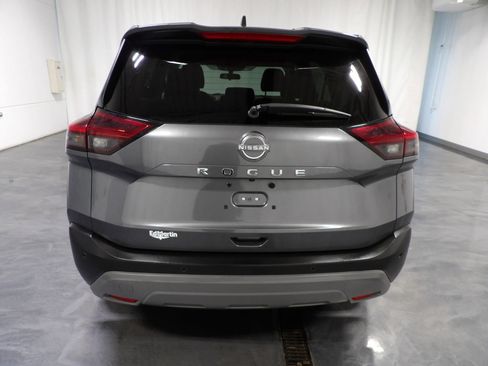 Used 2022 Nissan Rogue S FWD image 6