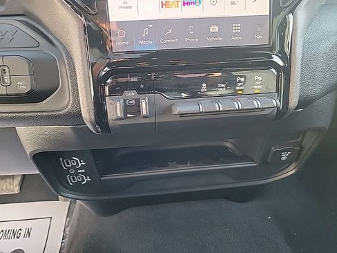 New 2026 RAM 2500 Tradesman AWD/4WD image 13