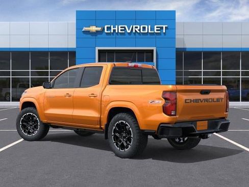 New 2026 Chevrolet Colorado Z71 w/ Technology Package AWD/4WD image 3