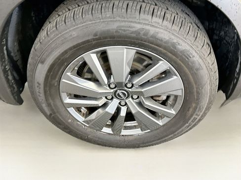 Used 2025 Nissan Pathfinder SV AWD/4WD image 11