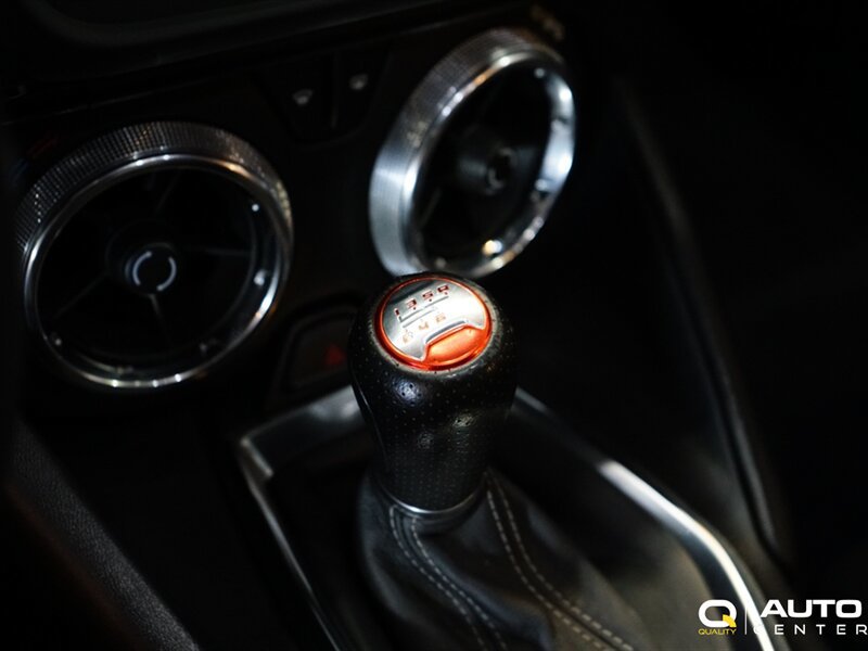 Used 2020 Chevrolet Camaro LT RWD image 19
