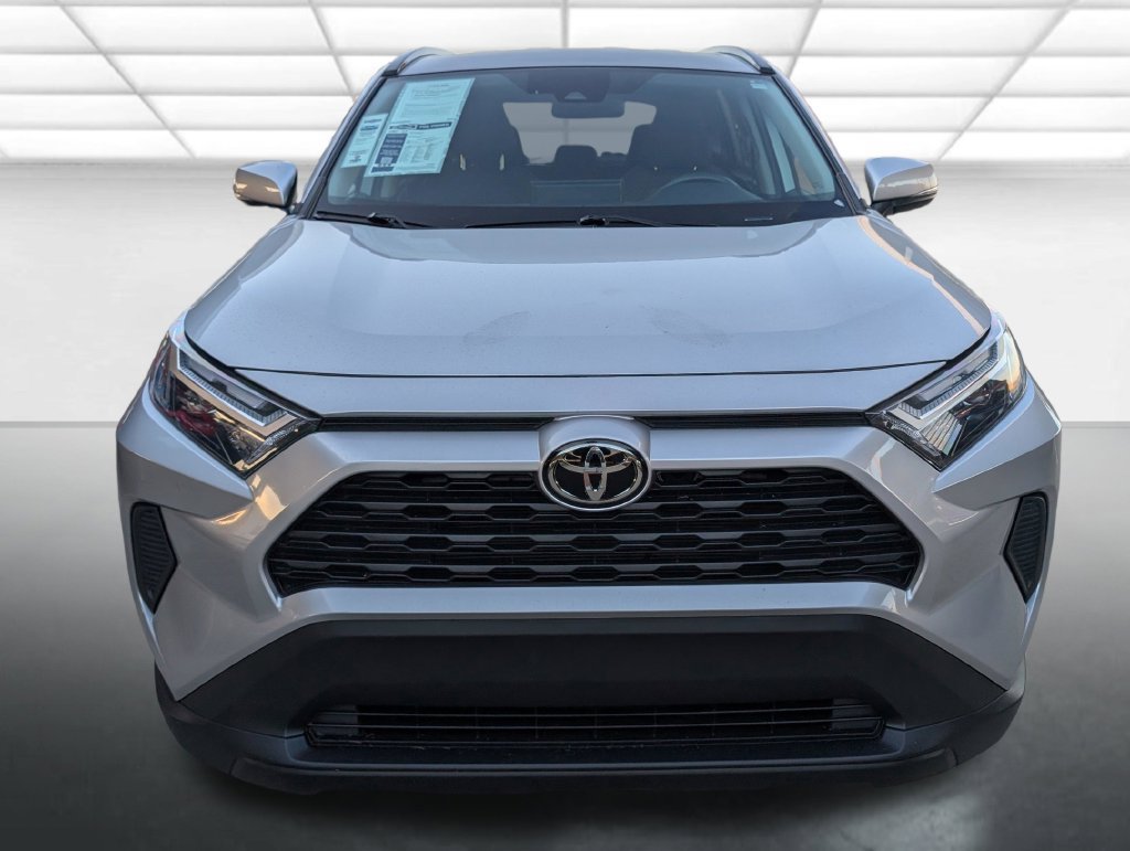 Used 2025 Toyota RAV4 XLE w/ Weather Package AWD/4WD image 22