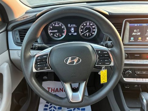 Used 2018 Hyundai Sonata SE image 16