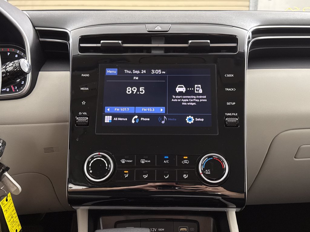 Certified 2024 Hyundai Tucson SE FWD image 19