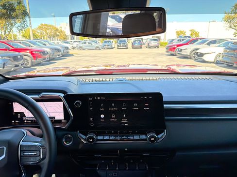 Used 2025 GMC Canyon Elevation w/ Convenience Package image 19