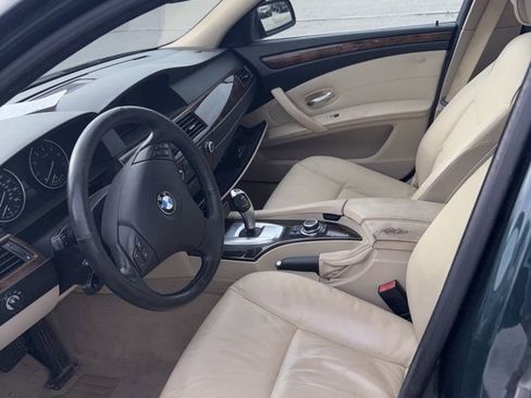Used 2010 BMW 528i xDrive Sedan AWD/4WD image 6