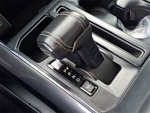 Certified 2022 Ford F150 XLT w/ Equipment Group 302A High image 19