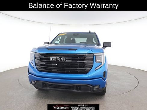 Used 2023 GMC Sierra 1500 Elevation w/ LPO, Elevation Black Package AWD/4WD image 32
