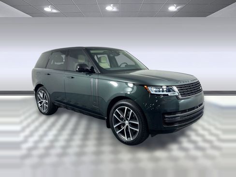 Used 2024 Land Rover Range Rover SE image 6