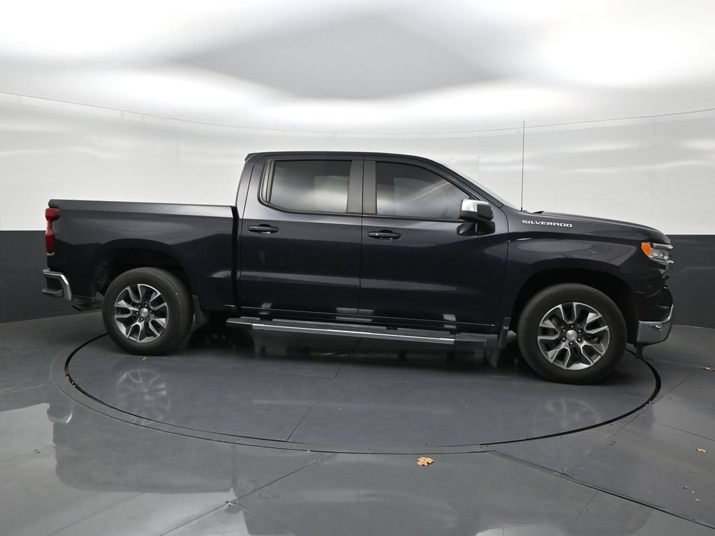 Used 2023 Chevrolet Silverado 1500 LT RWD image 6