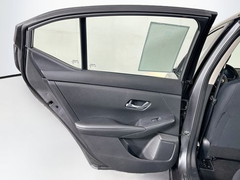 Used 2023 Nissan Sentra SV FWD image 25