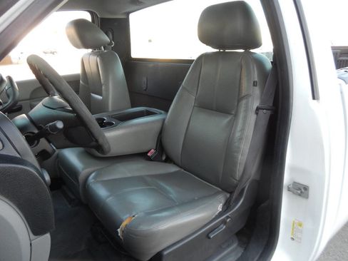 Used 2012 Chevrolet Silverado 1500 W/T RWD image 26