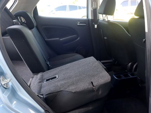 Used 2013 MAZDA MAZDA2 Sport image 38