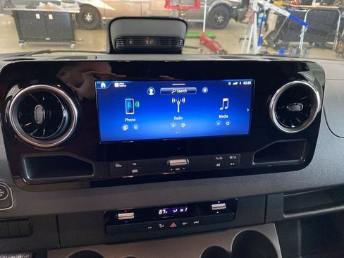 New 2025 Mercedes-Benz Sprinter 2500 image 11