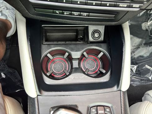 Used 2010 BMW X5 M image 22