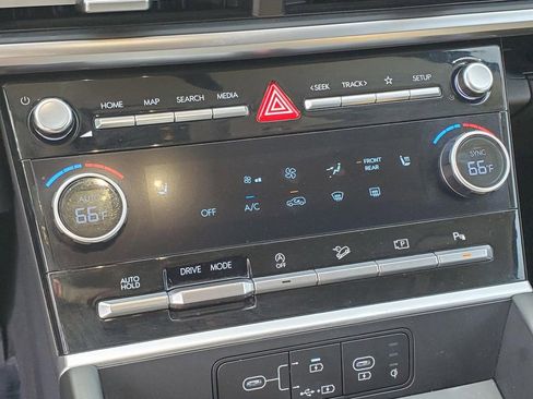 Used 2025 Hyundai Santa Fe SEL FWD image 31