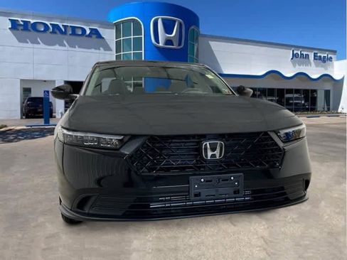 New 2025 Honda Accord LX image 9