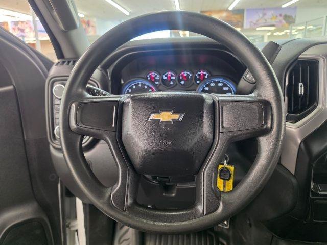Used 2021 Chevrolet Silverado 1500 W/T AWD/4WD image 10