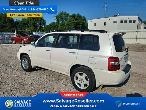 Used 2006 Toyota Highlander Sport w/ Towing Prep Pkg AWD/4WD image 3
