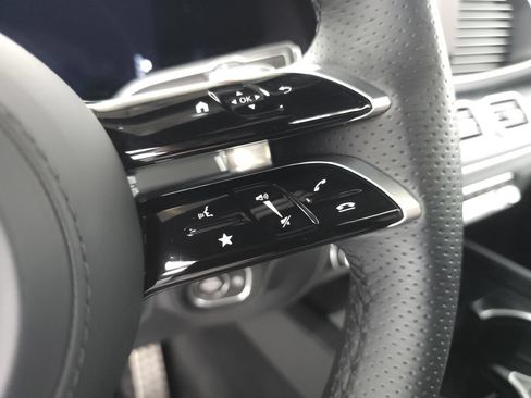 Certified 2026 Mercedes-Benz GLE 450 4MATIC image 13