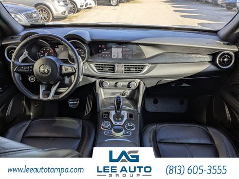 Used 2022 Alfa Romeo Stelvio Sprint image 16