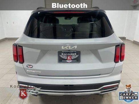 Used 2023 Kia Sorento SX image 5