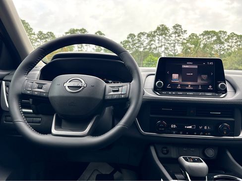 New 2026 Nissan Rogue SV image 4