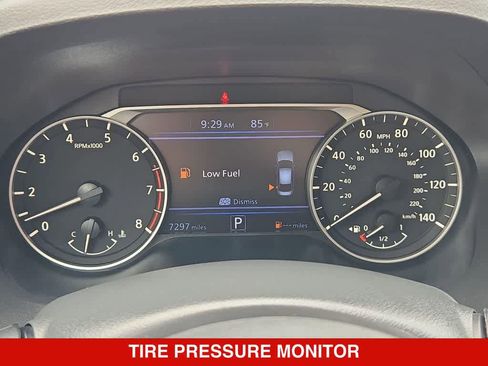 Used 2025 Nissan Altima 2.5 SV FWD image 30