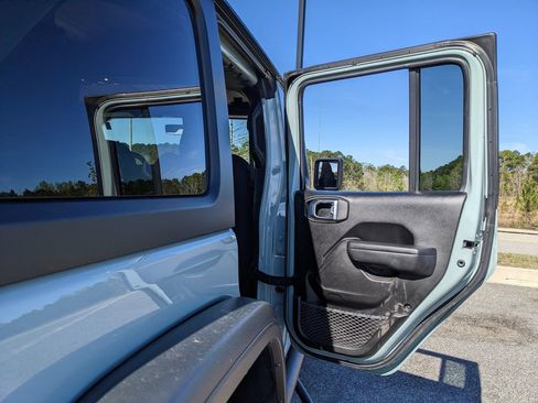 Used 2023 Jeep Wrangler Unlimited Rubicon 4xe image 56