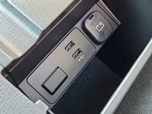 Used 2023 MAZDA CX-5 AWD 2.5 S w/ Premium Package image 11