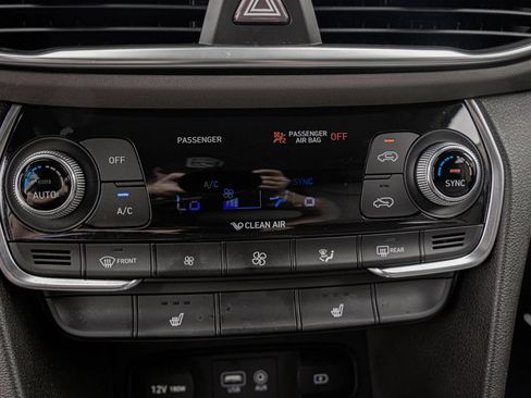 Used 2019 Hyundai Santa Fe SEL FWD image 30
