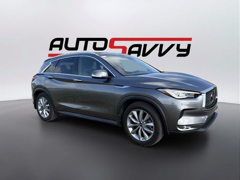 Used 2021 INFINITI QX50 Luxe FWD image 3