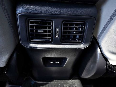 Used 2019 Toyota RAV4 Limited w/ Advanced Technology Package FWD image 15
