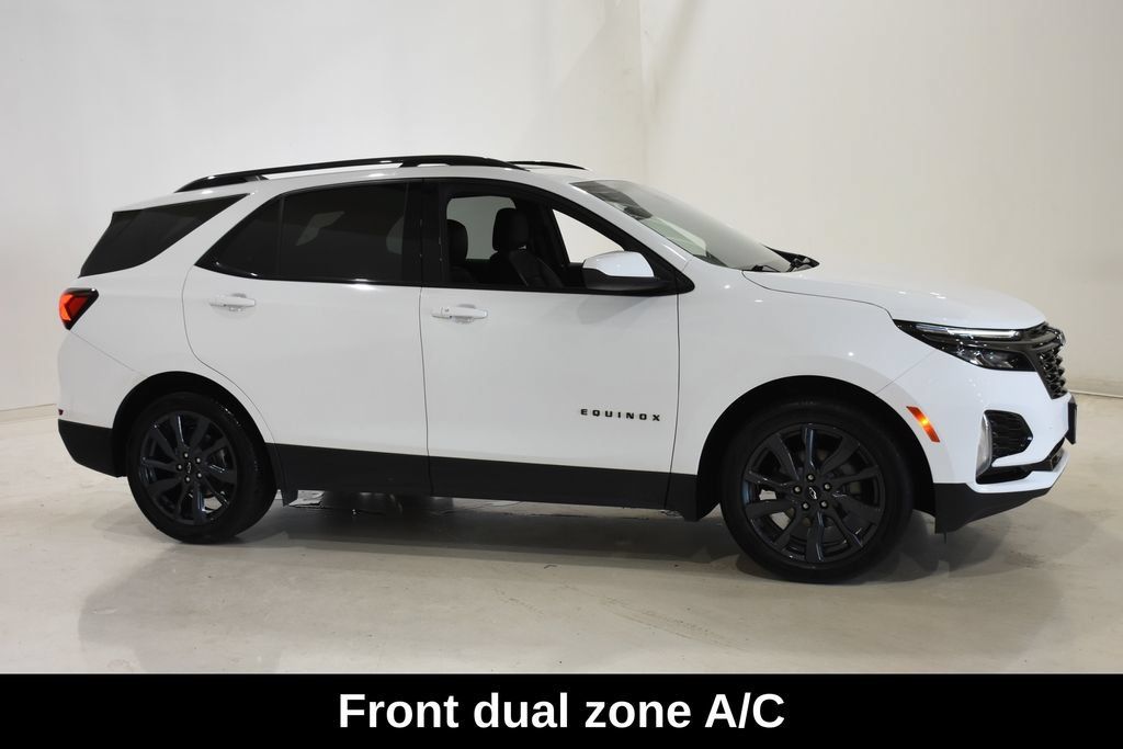 Used 2022 Chevrolet Equinox RS FWD image 3