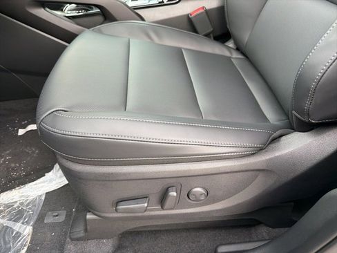 New 2025 Kia Telluride S image 10