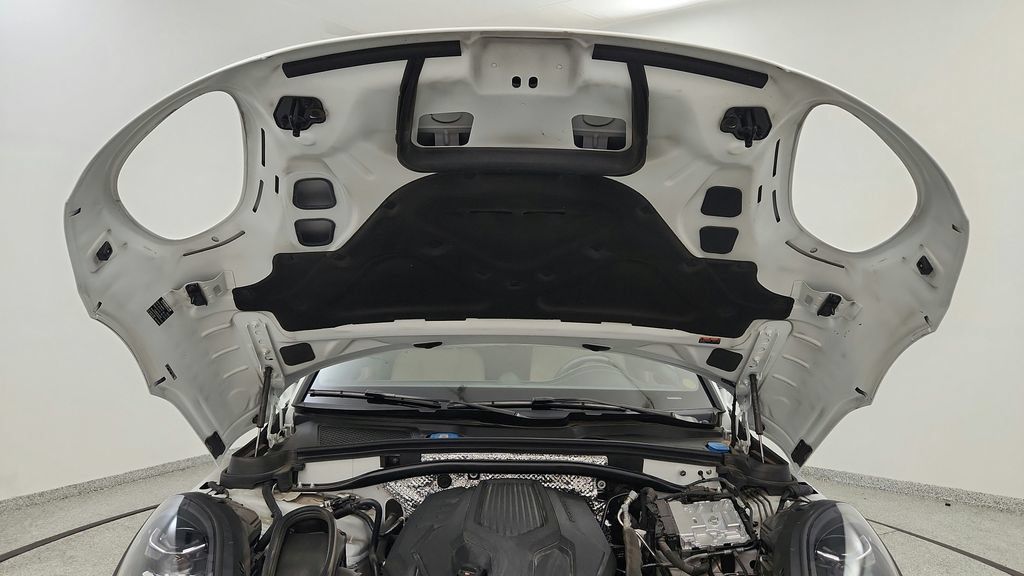 Used 2022 Porsche Macan AWD/4WD image 15