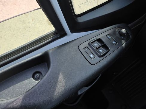 Used 2025 RAM ProMaster 3500 w/ Convenience Group image 25