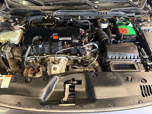 Used 2020 Honda Civic Sport image 23