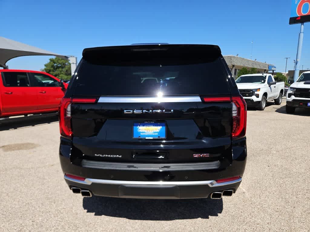 Used 2026 GMC Yukon Denali w/ LPO, Floor Liner Package AWD/4WD image 7